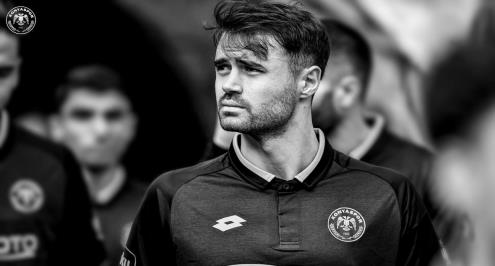 زميل كوكا.. قونيا سبور التركي يعلن مصرع لاعبه جاليك في حادث مروري